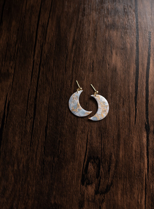 Elegant Crescents