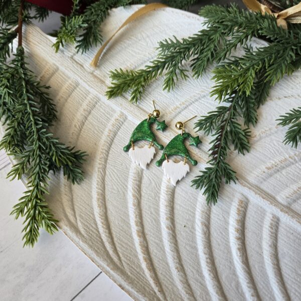 20251127_121324 Green Hat and Beard