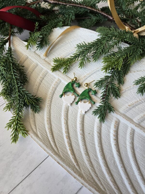 20251127_121324 Green Hat and Beard