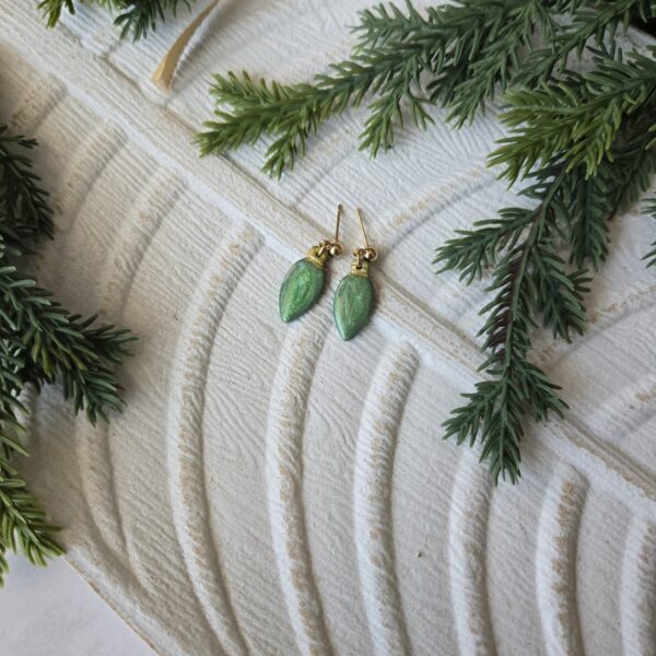 20251127_122157 Small Green Bulbs