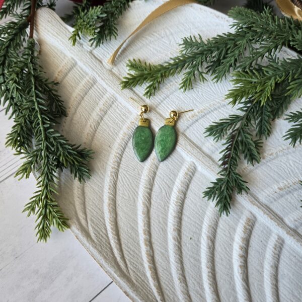 20251127_122333 Big Green Bulbs