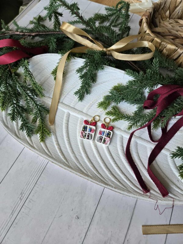 books Present Bookshelf #2