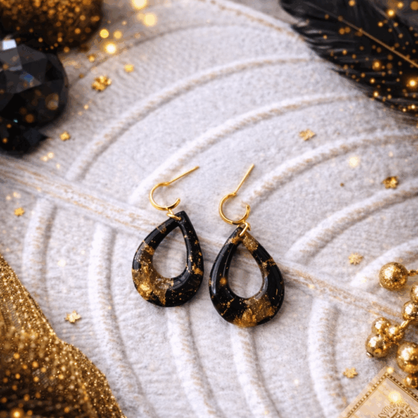 1000016306 (2) Gilded Noir